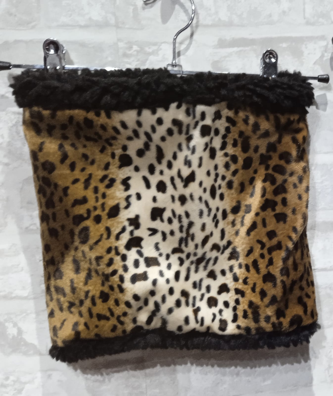 MAD House - Braga De Cuello Leopardo