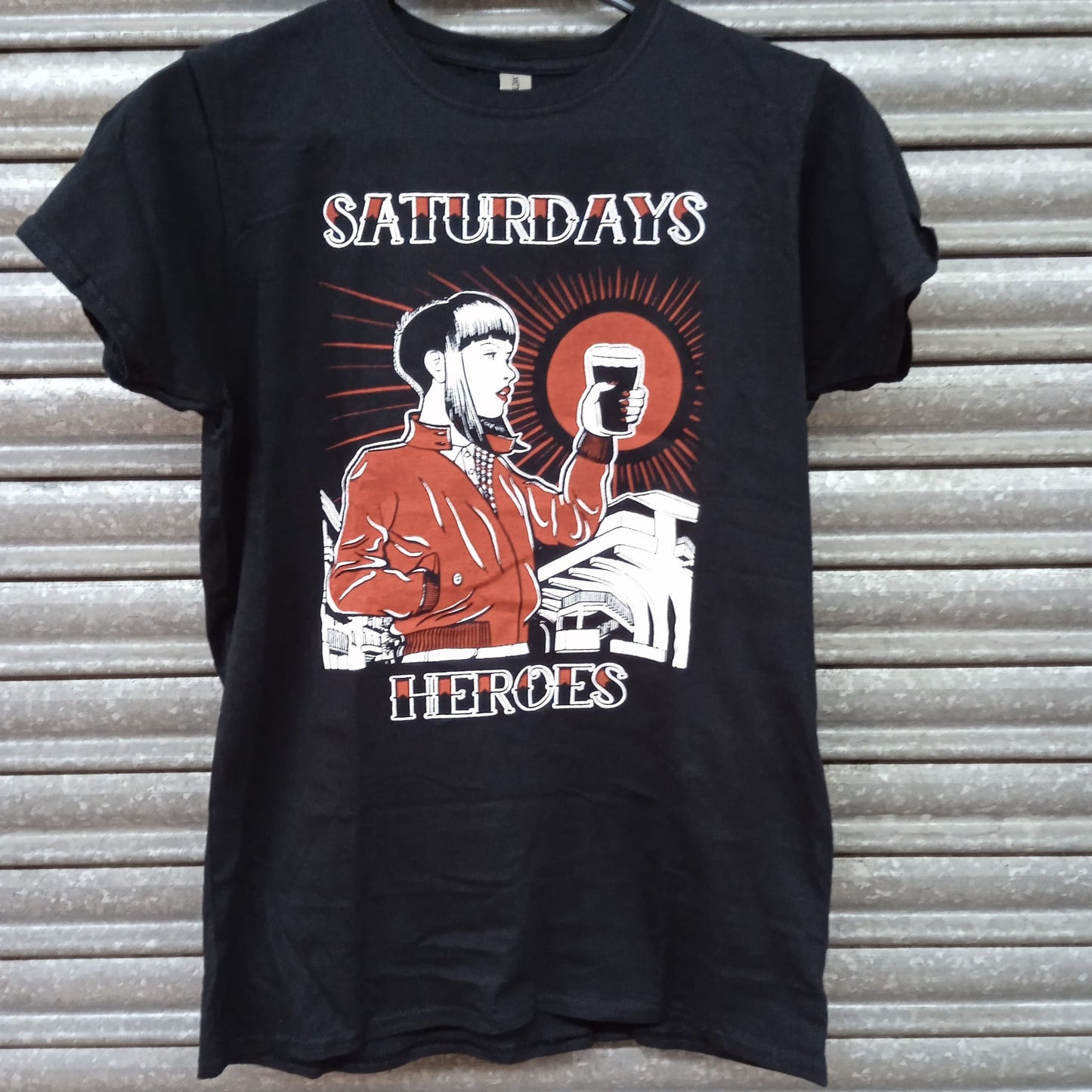 Saturdays Heroes - Roja