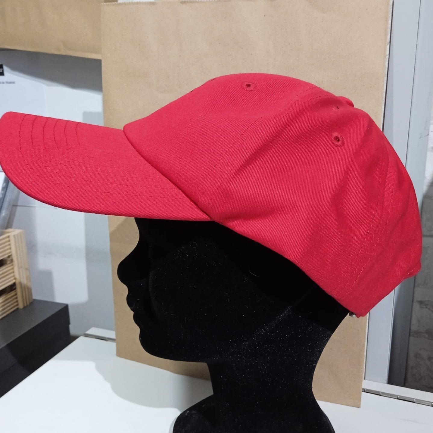 K16 - Gorra Roja